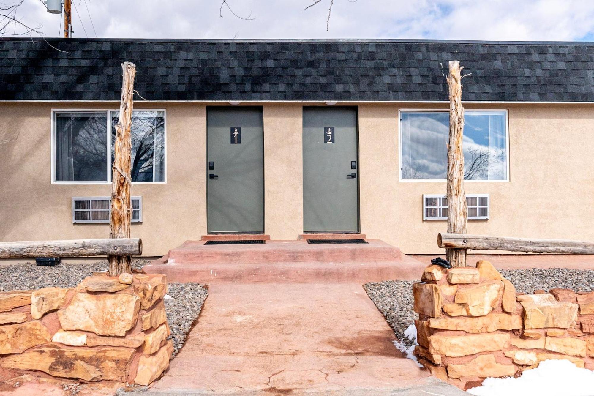 トーリーCasitas At Capitol Reefアパートメント エクステリア 写真